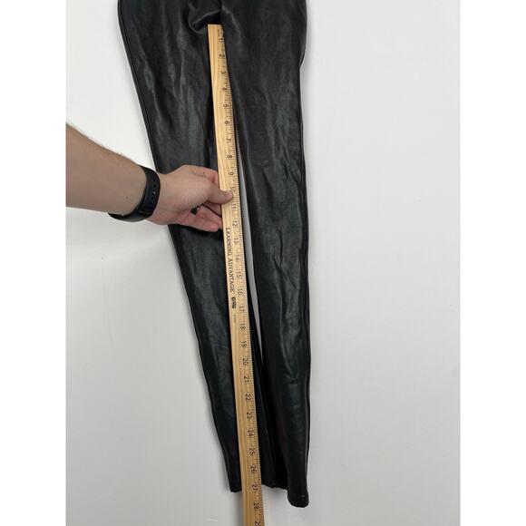Spanx Women’s Size XS/TP Faux Leather Leggings Black Shiny Vegan High Rise‎ - Picture 5 of 9